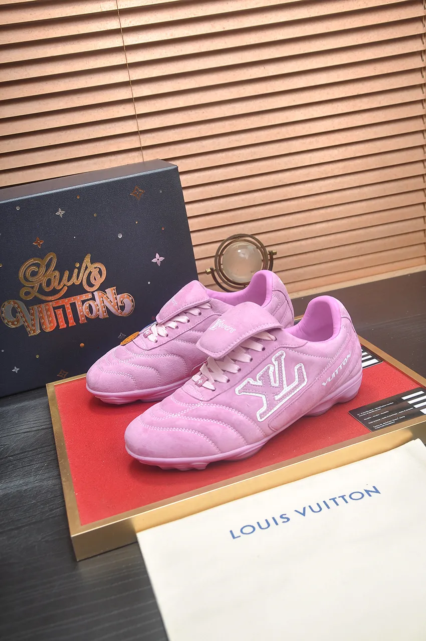 Men's shoes 💰680💶[LOUIS VUITTON] (original order) couple model 🍀LV Louis Vuitton * - top version of LV classic trendy shoes! Made of imported original cowhide, water-dyed cowhide lining, and original wear-resistant rubber outsole! High quality products! Size for women: 35-40. Men: 39-46 (45.46 customized)